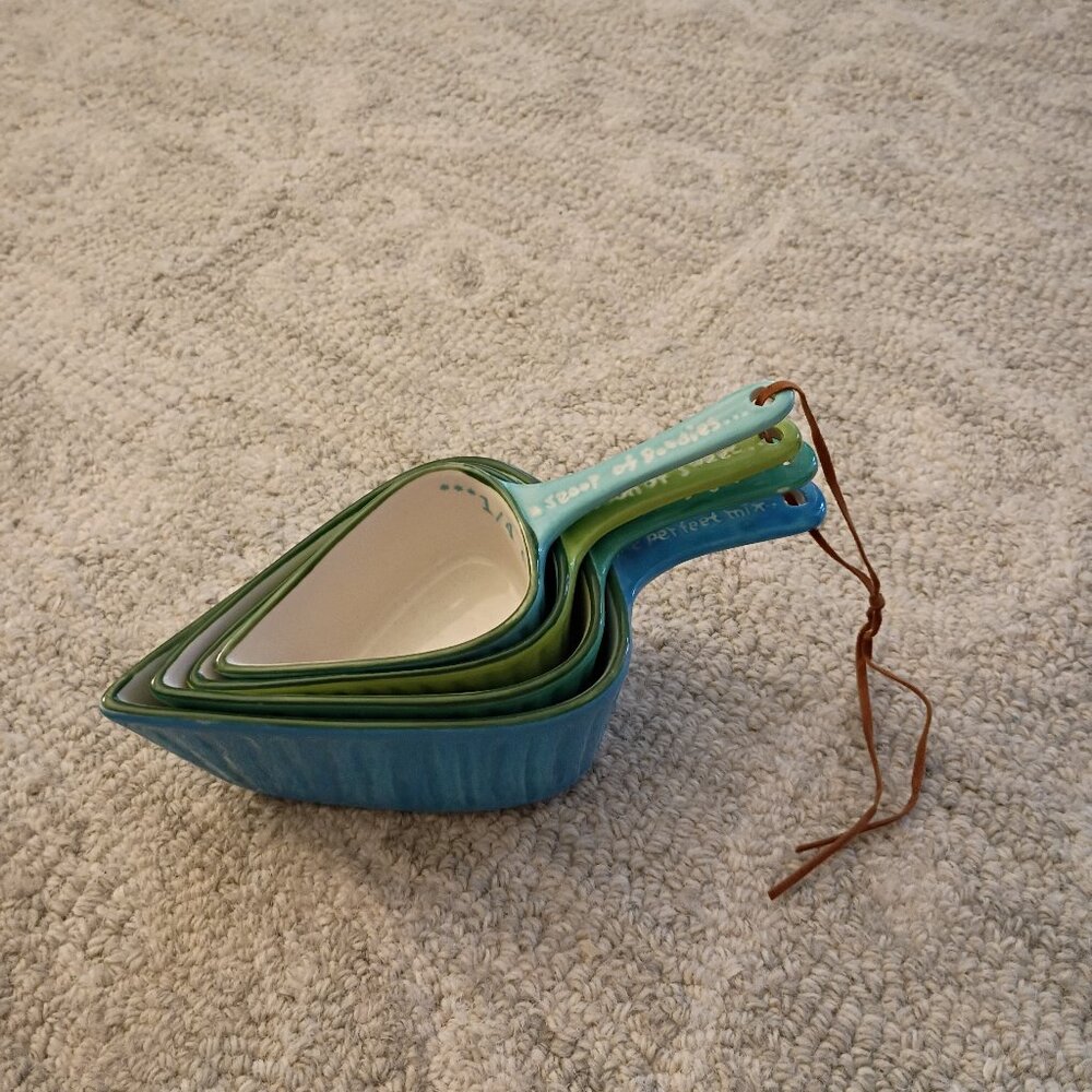 Anthropologie Ceramic Measuring Cup Set